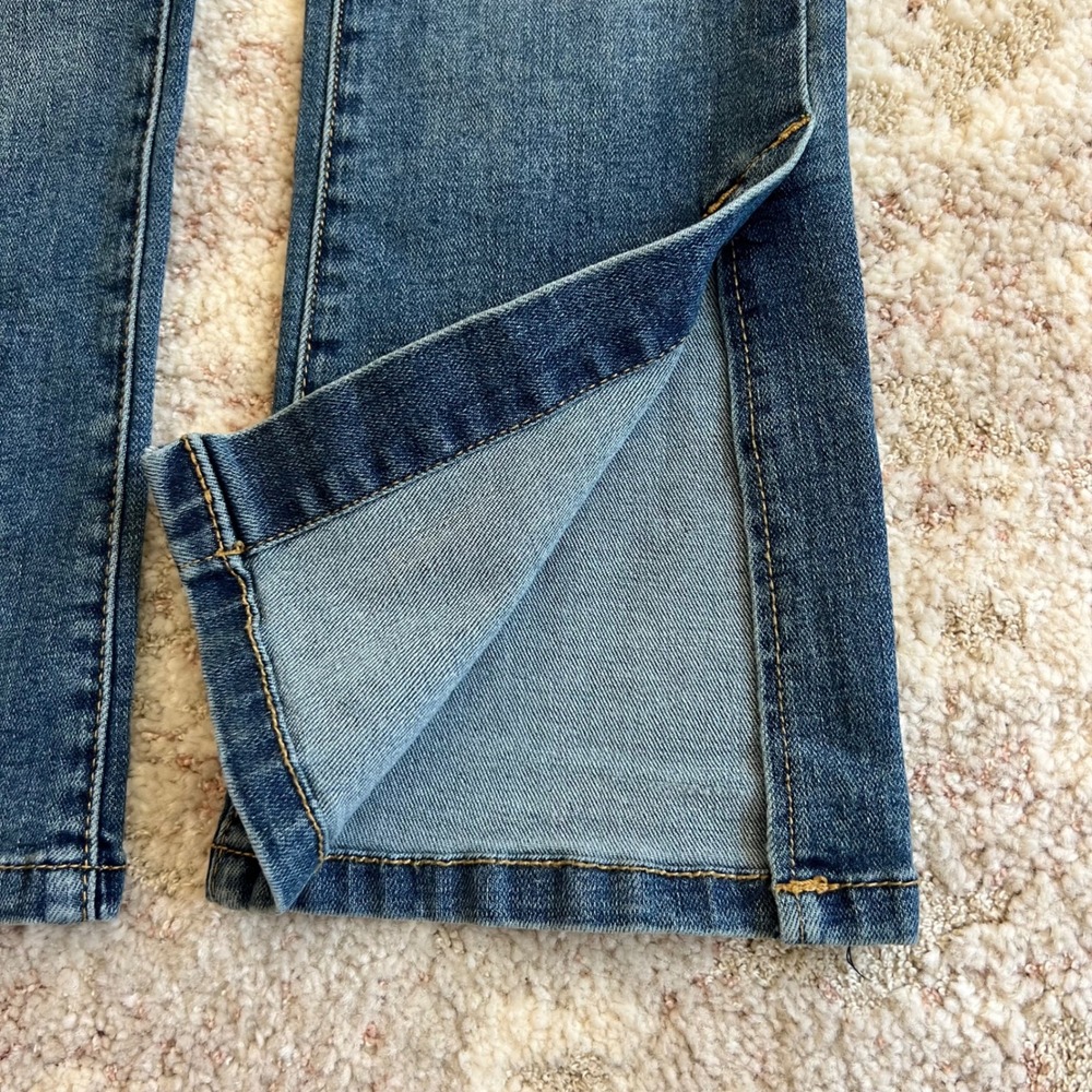 Joes Jeans Girls Size‎ 4 Medium Wash Flare Leg Side Slit Denim Pants Adjustable - Picture 2 of 7